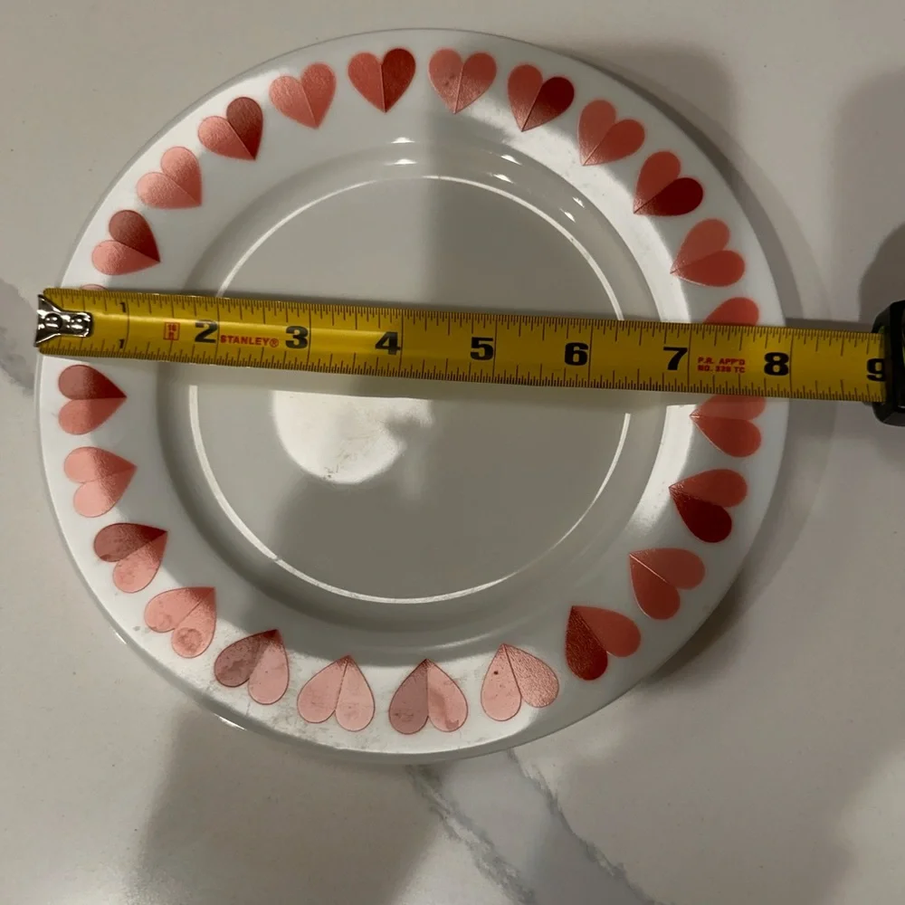 RARE!! Set/8 Crate & Barrel Heart Plates & Mugs Valentine Heart Design